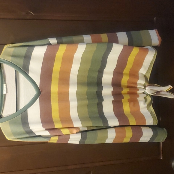 Nwt Boutique Brand long sleeve - Picture 2 of 6